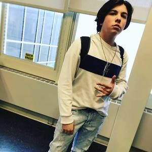 Meet your Posher, Evan